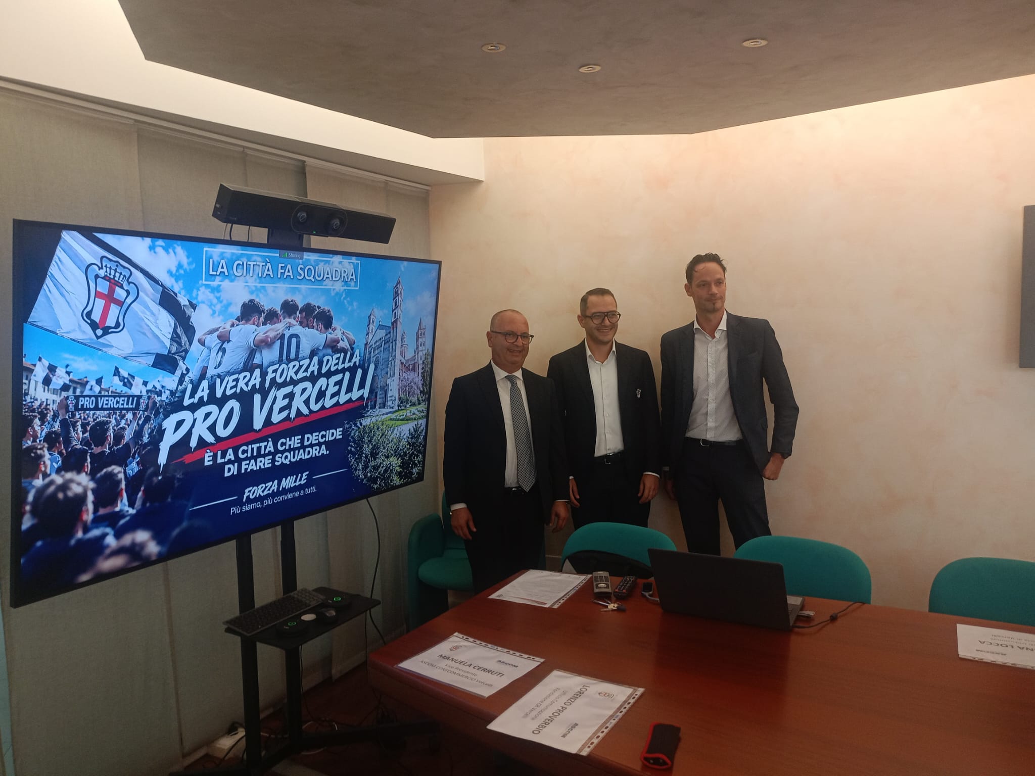 Forza Vercelli 01 Forza Mille